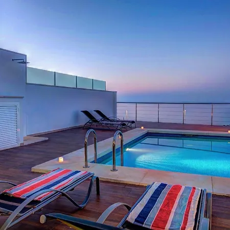 Mit Privatpool Fuer 8 Personen Ca 105 Qm In Costa, Andalusien Costa Del Sol * 托罗克斯科斯塔