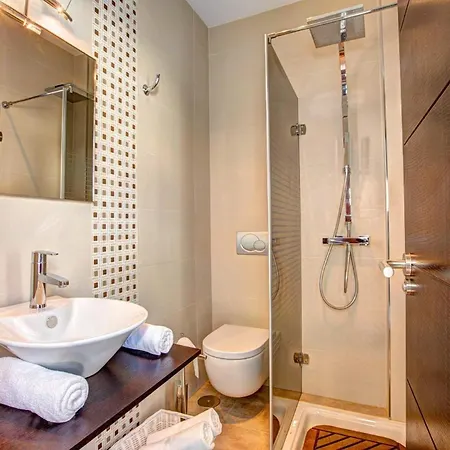 Mit Privatpool Fuer 8 Personen Ca 105 Qm In Costa, Andalusien Costa Del Sol *